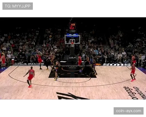 杰伦·格林连续突破关键防守拉开差距提升球队进攻节奏